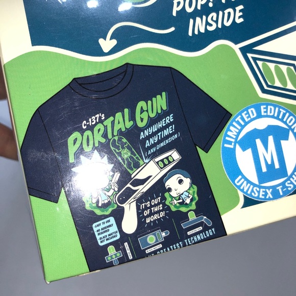 New Funko Rick & Morty portal gun shirt - Picture 1 of 4
